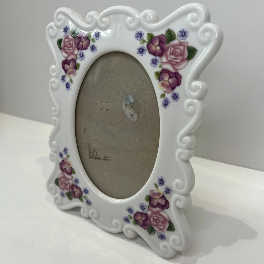 Vintage 1993 San Francisco Music Box Floral Picture Frame Music Box Works